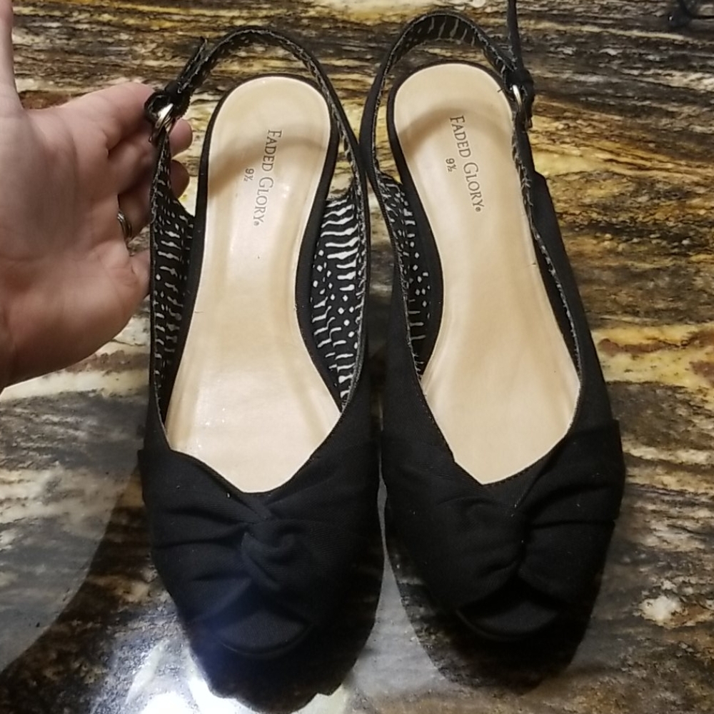 Peep Toe Wedge